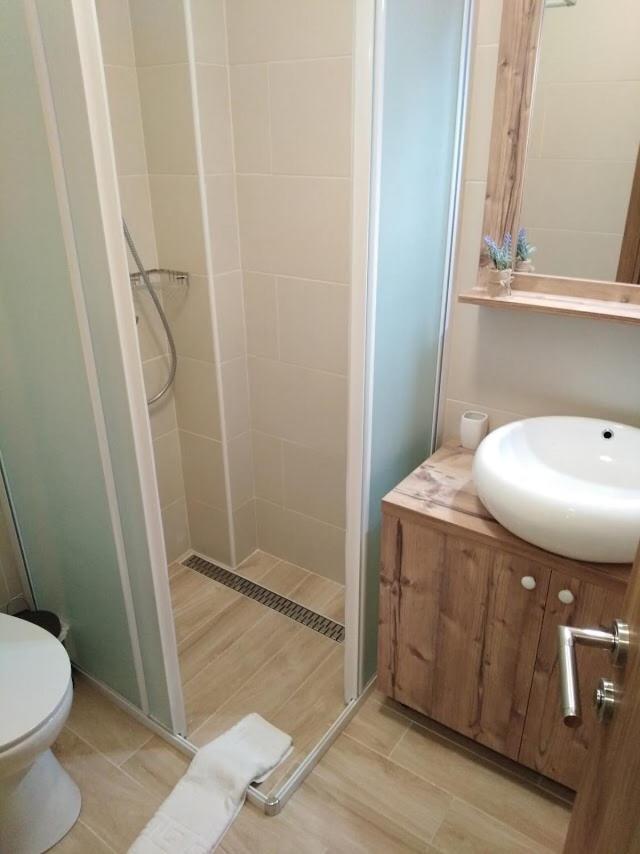 Sunny Day Apartments ตรีบูนย์ ภายนอก รูปภาพ