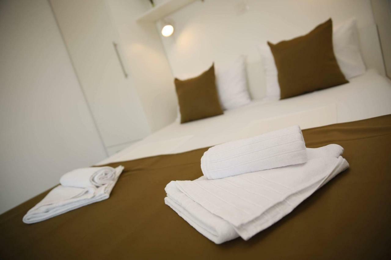 Sunny Day Apartments ตรีบูนย์ ภายนอก รูปภาพ