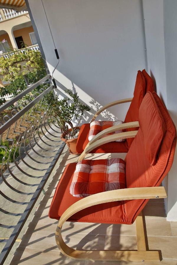 Sunny Day Apartments ตรีบูนย์ ภายนอก รูปภาพ